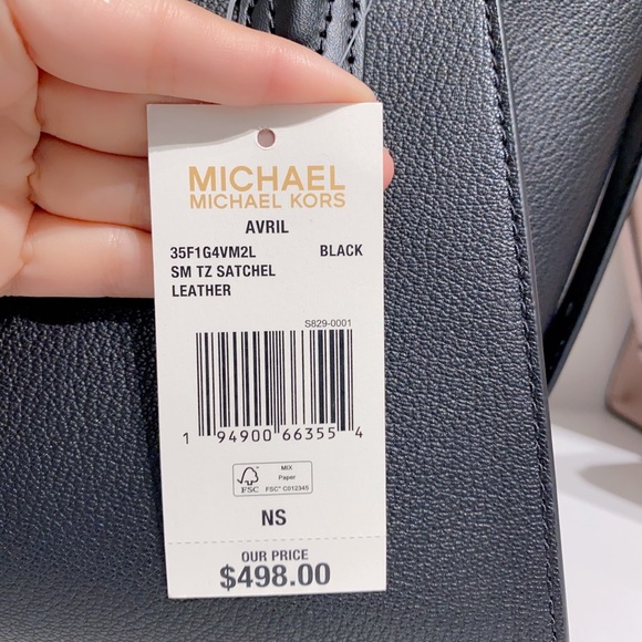 Michael Kors Avril Small Top-Zip Satchel in black - Picture 5 of 6